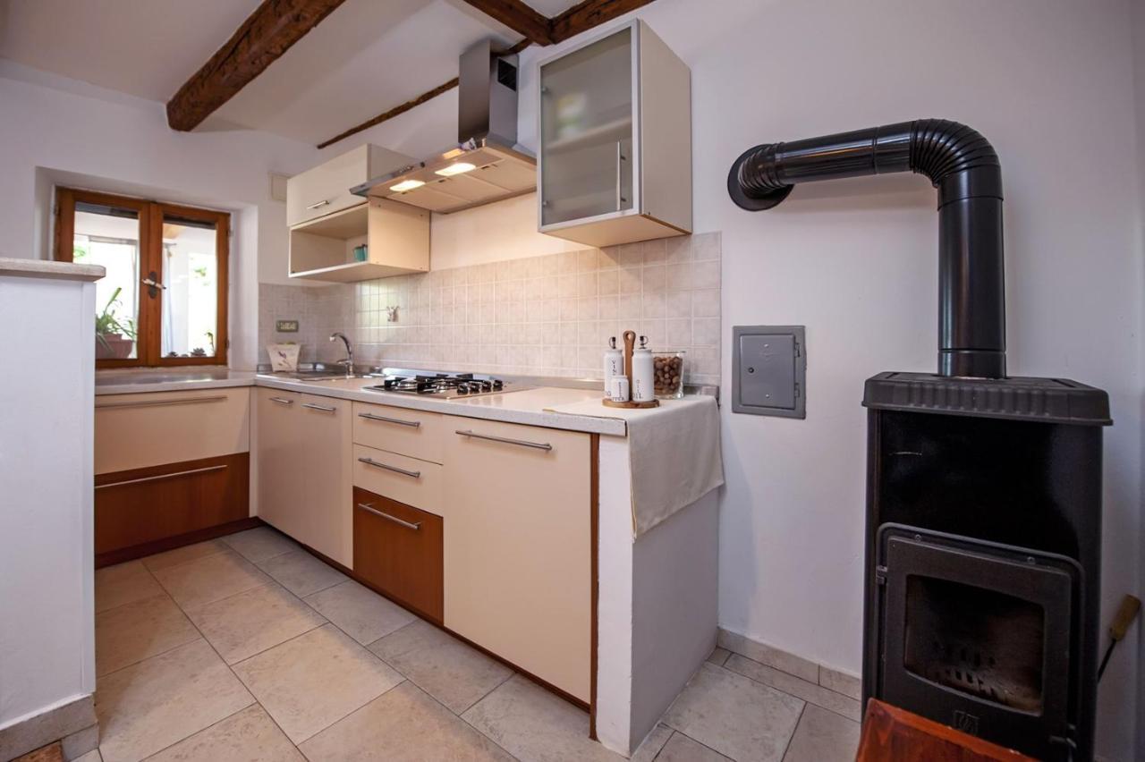 Holiday Apartment Daria 20 โรวีน ภายนอก รูปภาพ