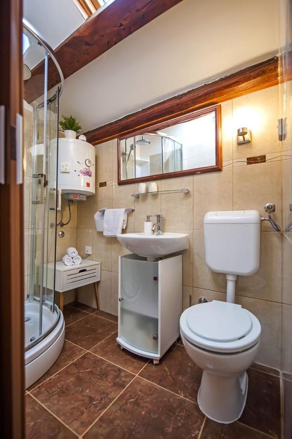 Holiday Apartment Daria 20 โรวีน ภายนอก รูปภาพ