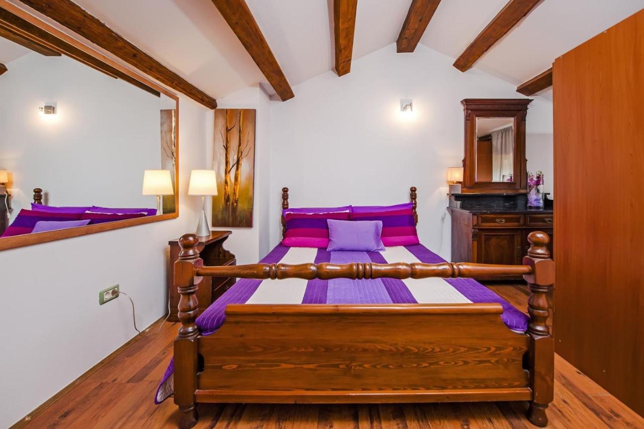 Holiday Apartment Daria 20 โรวีน ภายนอก รูปภาพ